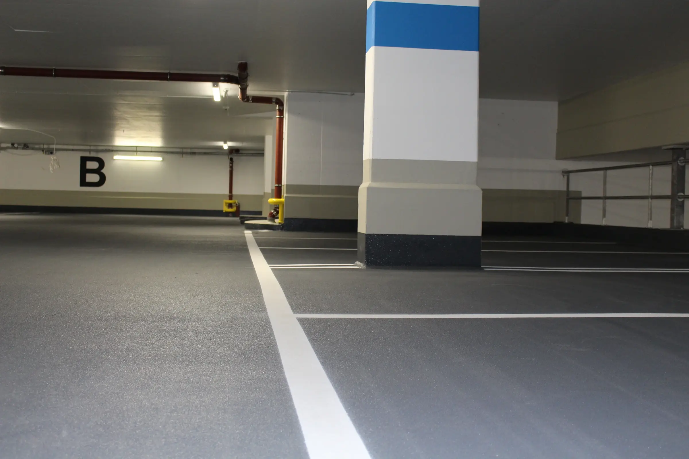  Sanierung, Parkhaus, Tiefgarage, Oberflächenschutz, Epoxy-Hybrid, Betoninstandsetzung, 2018