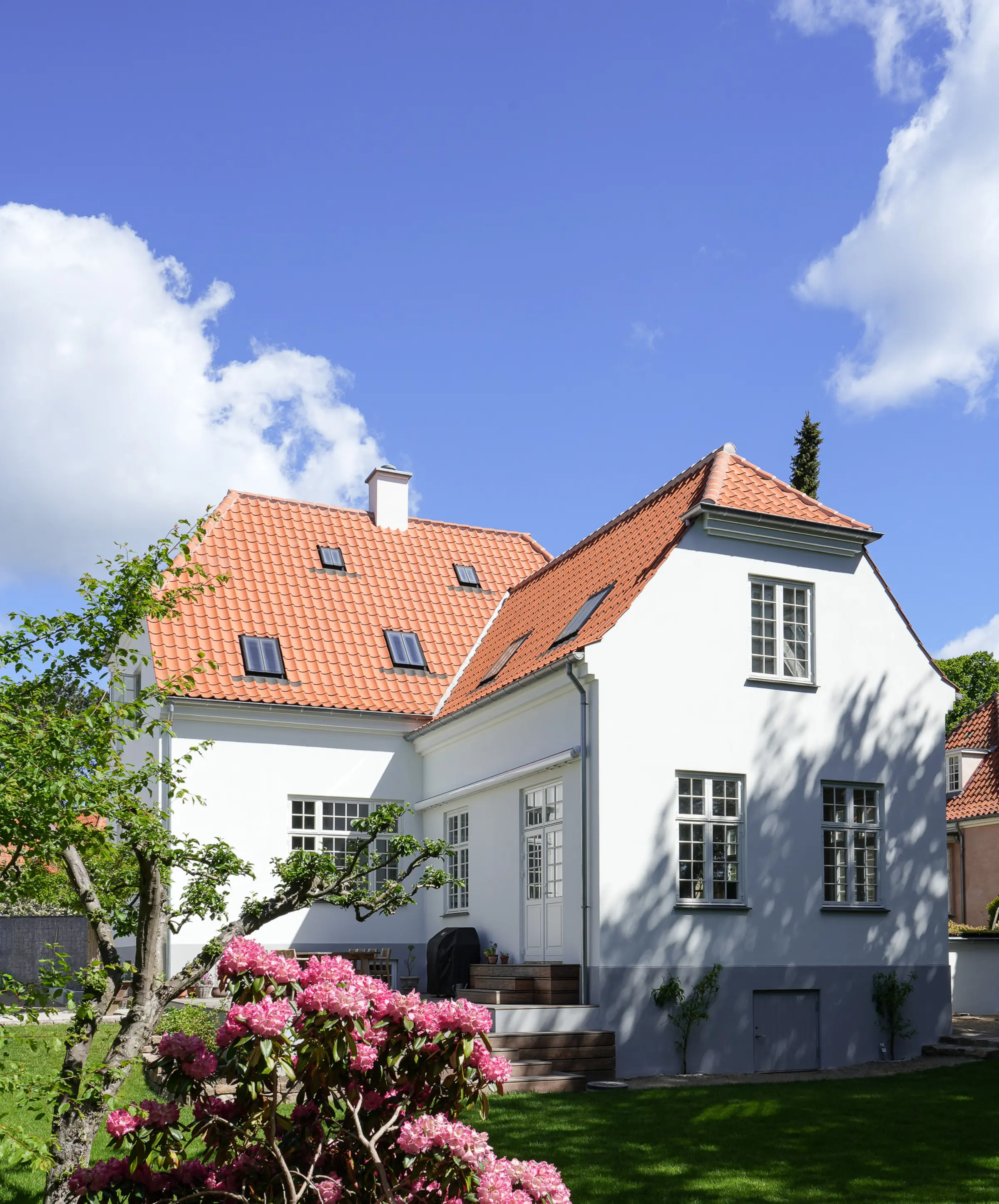 StoDeco StoNordic Facaderenovering Dekorationsprofiler Sokkelpuds Sokkel Sokler Herskabsvilla puds
