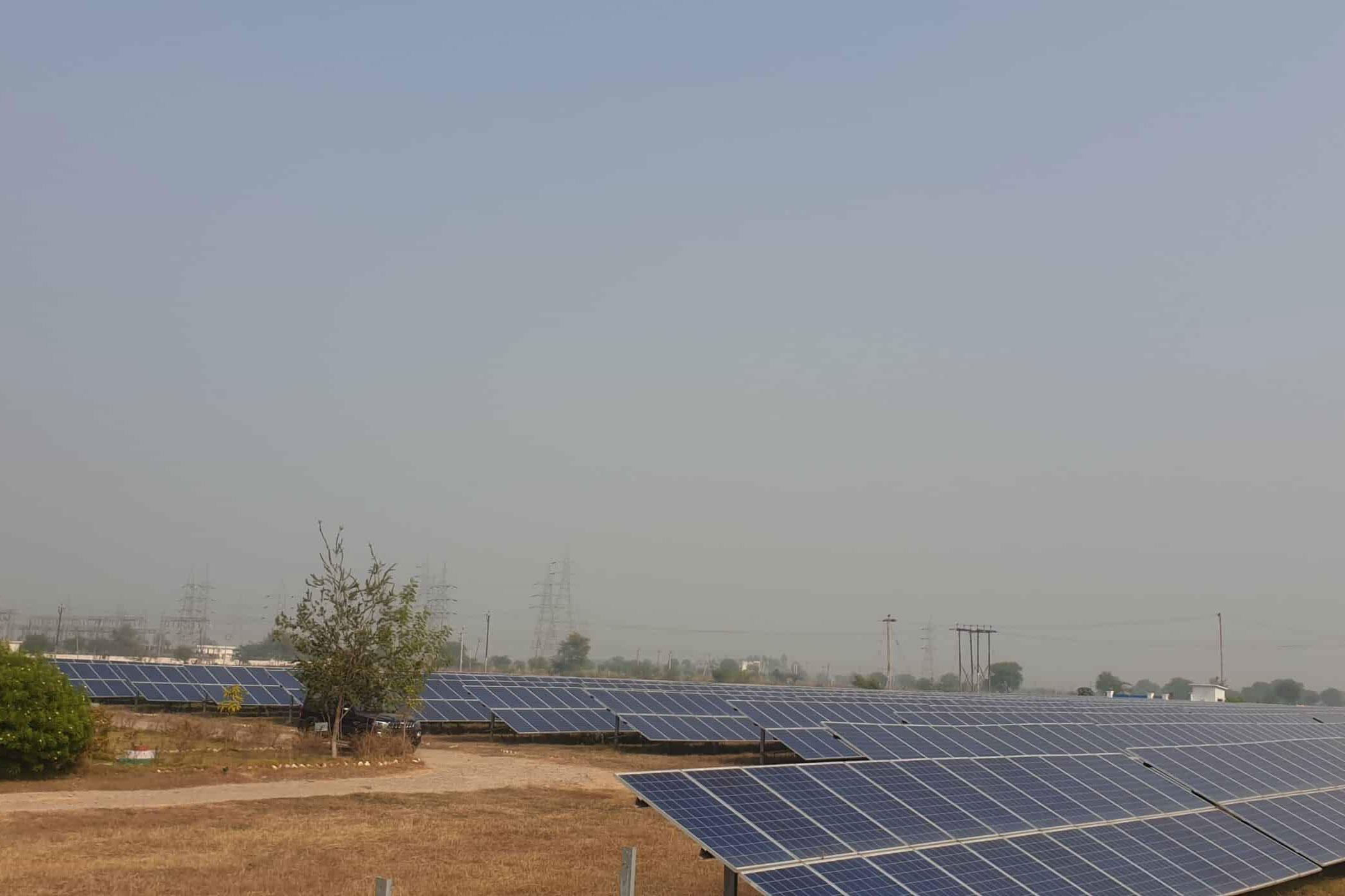 Solceller i Indien. CO2 kompensation.