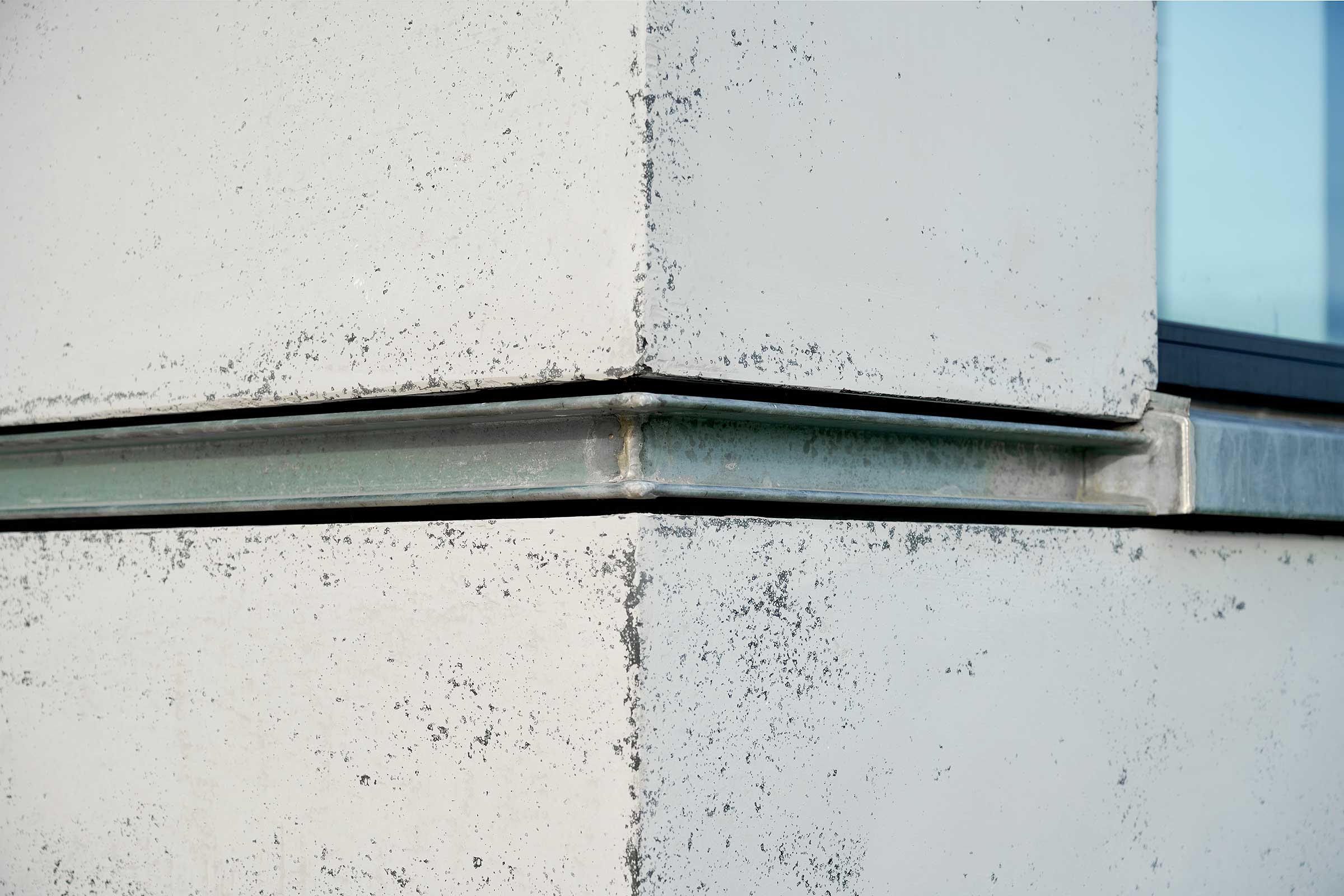 StoSignature Concre 30 med udtryk som pladsstøbt beton.