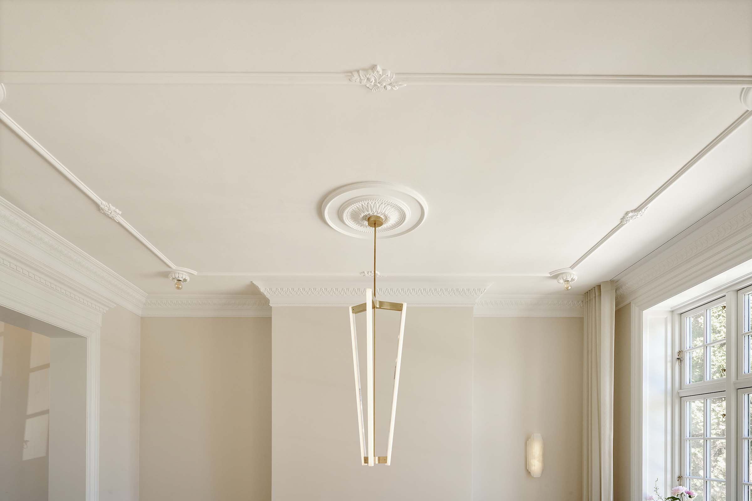 Smukt akustikloft i ældre bygning