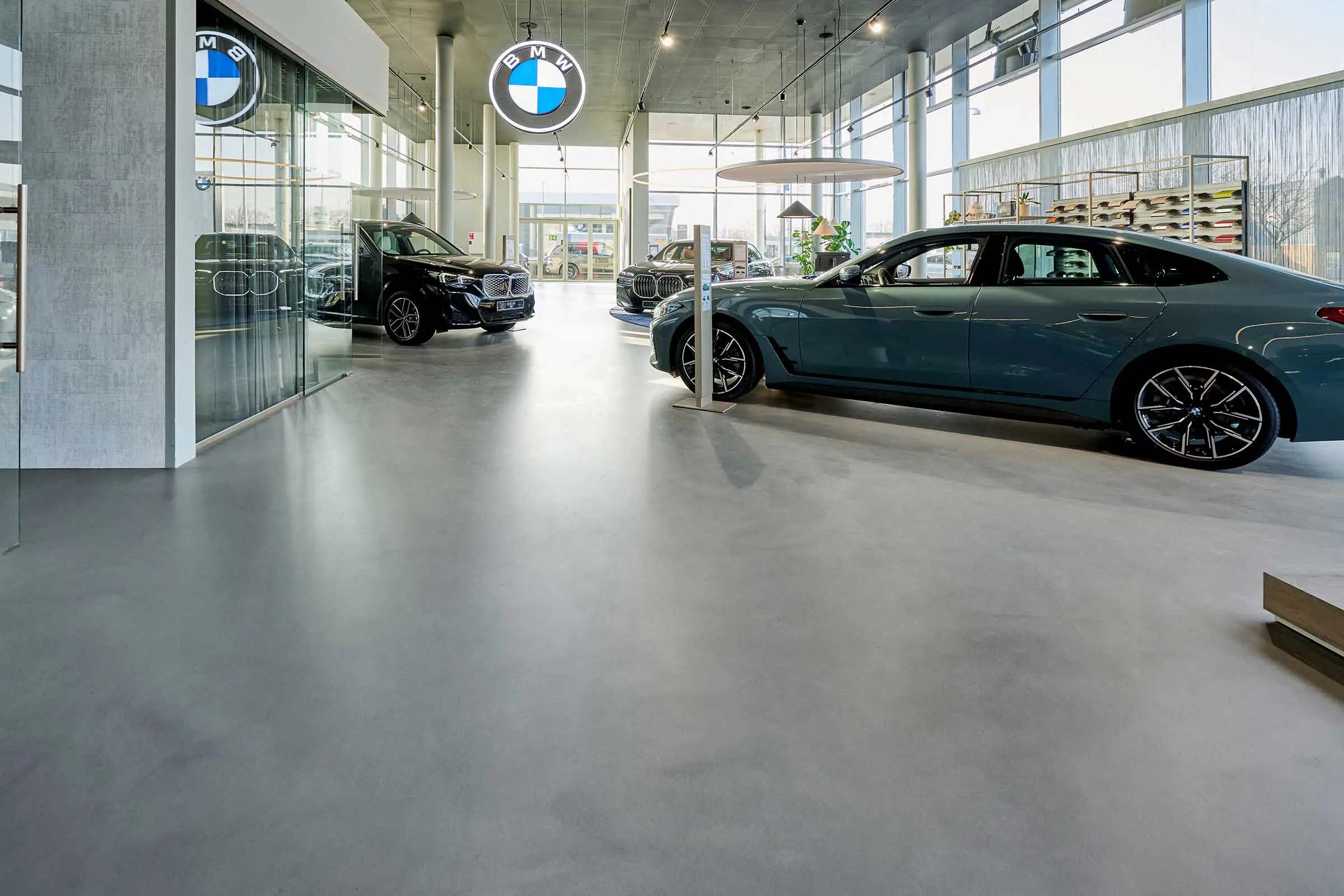 Gulv i BMW-showroom
