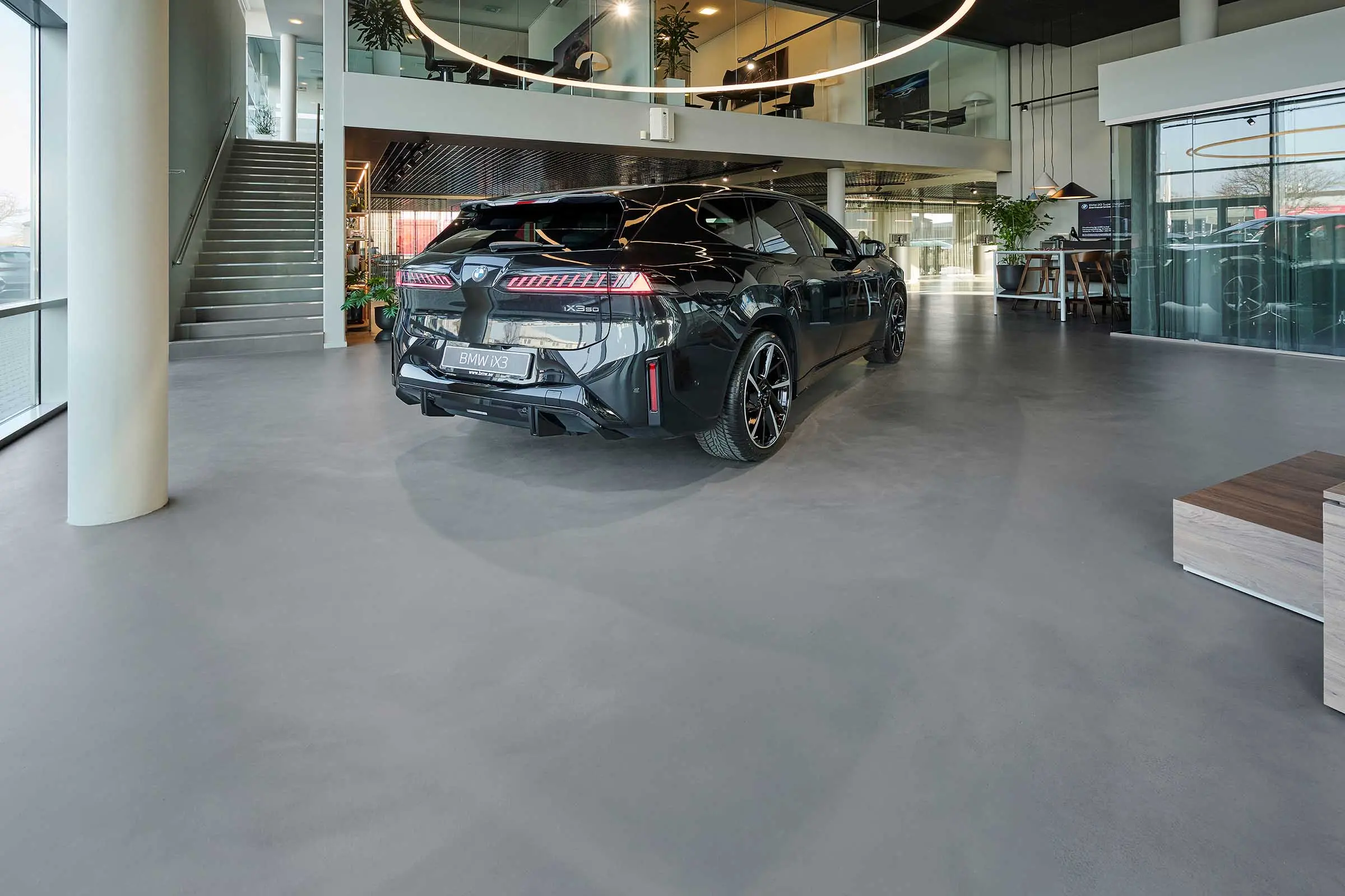 Gulv i BMW-showroom