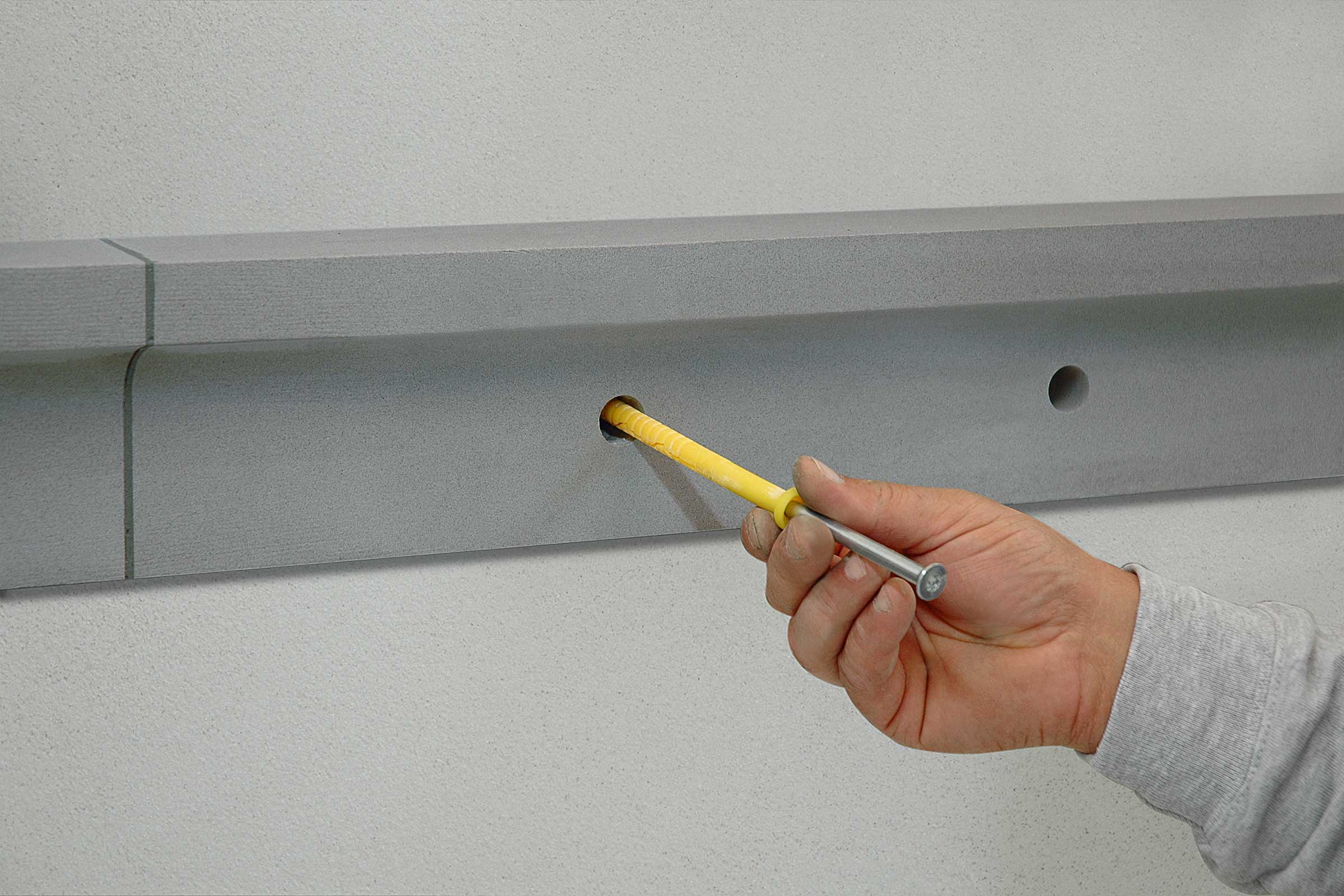 Mekanisk fastgørelse.