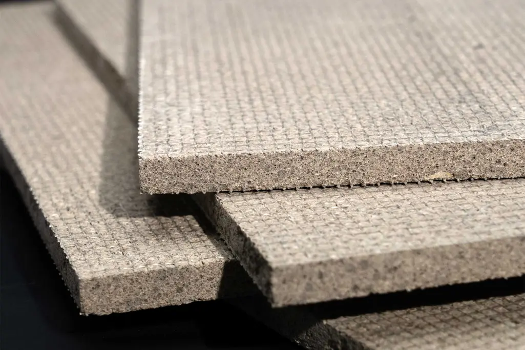 StoCarrier Aero - close up af pladen