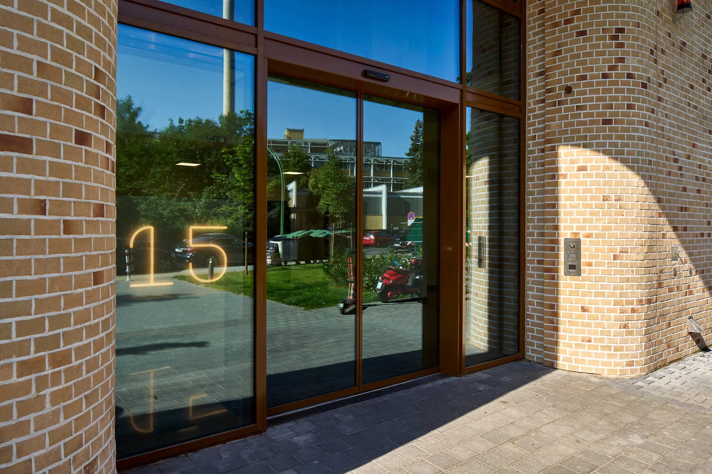 Georg-Voigt-Straße 15