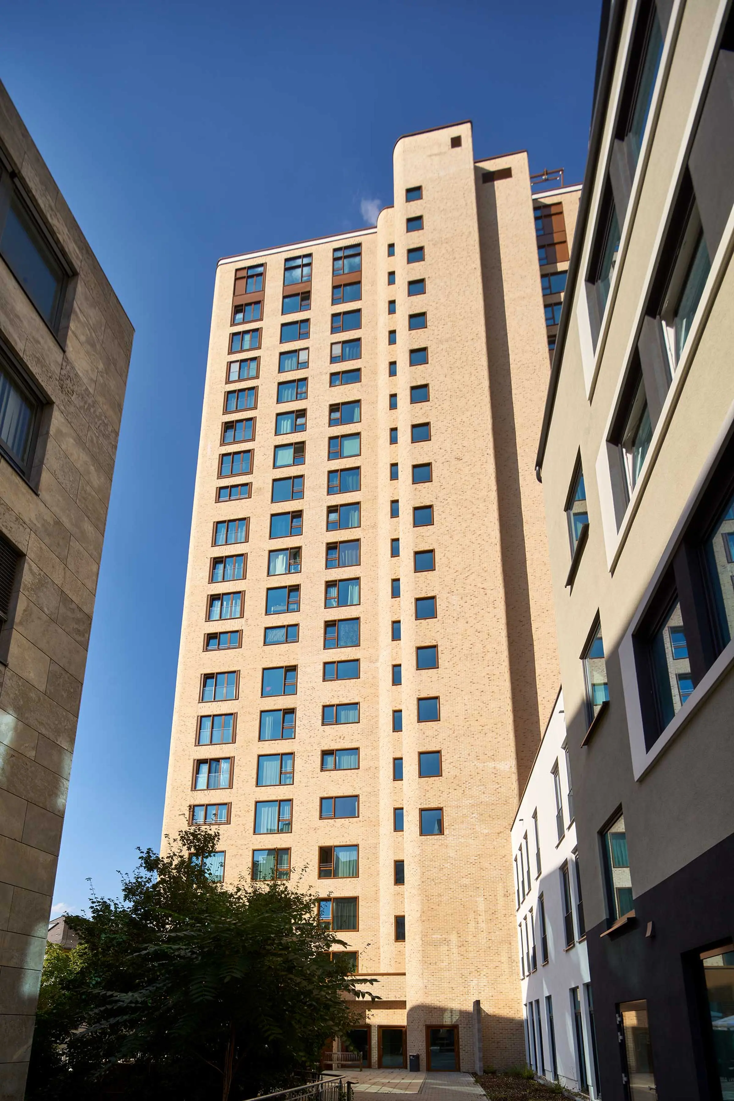 Georg-Voigt-Straße 15